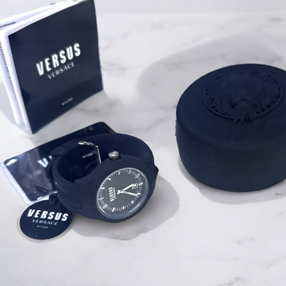 Nwt Versace Watch black Stainless Steel Silicone